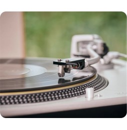 Das MC A Mono von Ortofon ist ein ECHTES MONO-Tonabnehmersystem für die Wiedergabe von MONO-Aufnahmen. | zu kaufen in Zürich