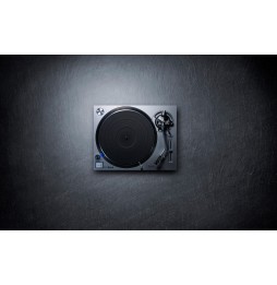 Technics SL-1200GR Plattenspieler mit Direktantrieb (silber)