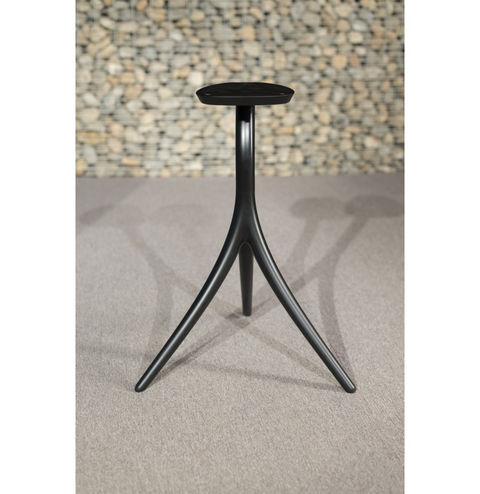 VIVID AUDIO - Stands für KAYA S12