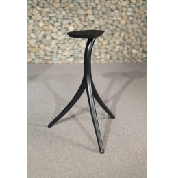 VIVID AUDIO - Stands für KAYA S12